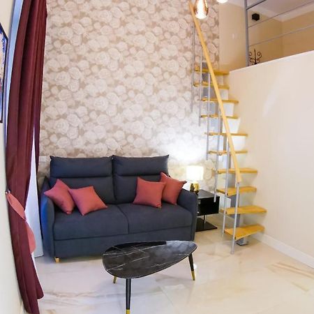 Residenza Rosa Apartment โรม ภายนอก รูปภาพ
