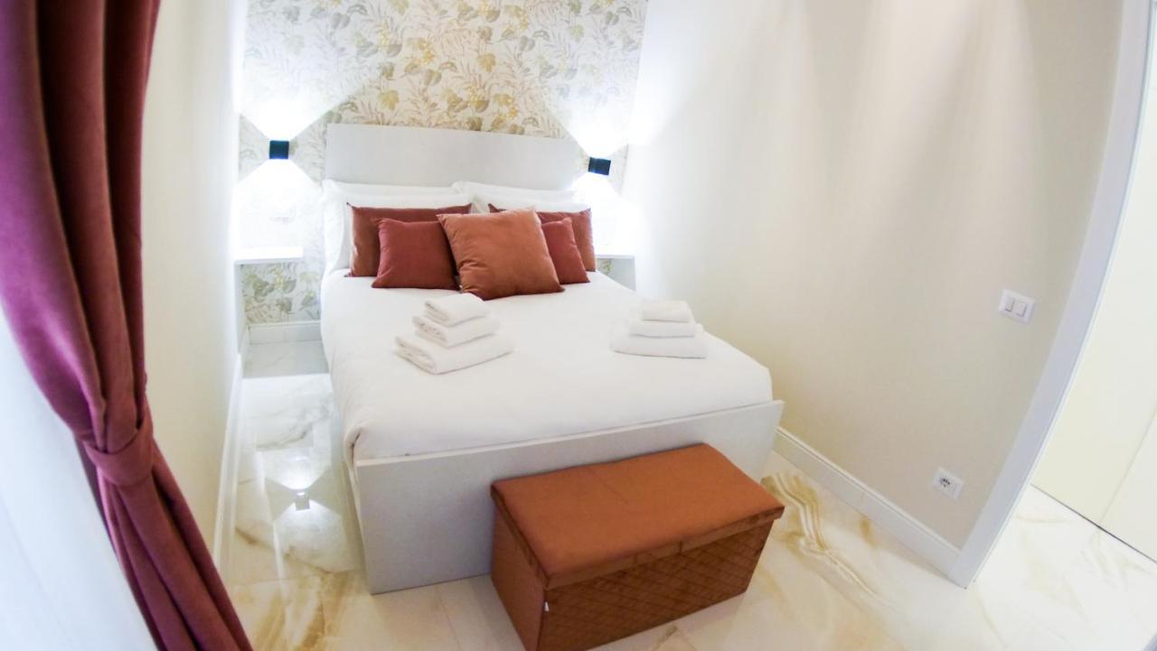 Residenza Rosa Apartment โรม ภายนอก รูปภาพ