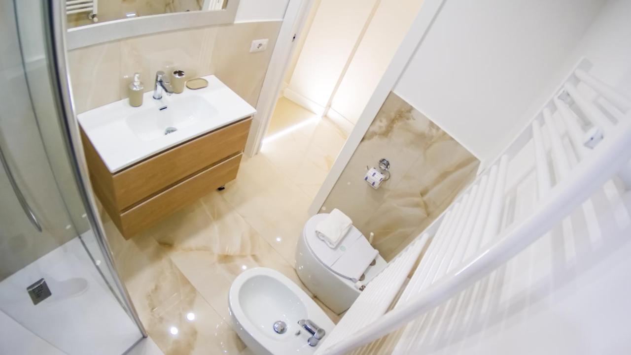 Residenza Rosa Apartment โรม ภายนอก รูปภาพ